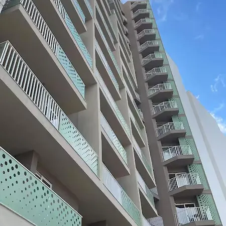 Lägenhet 2 Bedroom Beachside 13th Floor St. Julian's
