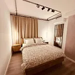 2 Bedroom Beachside 13th Floor *
