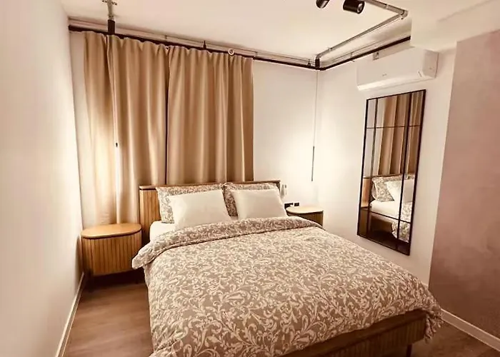 2 Bedroom Beachside 13th Floor *