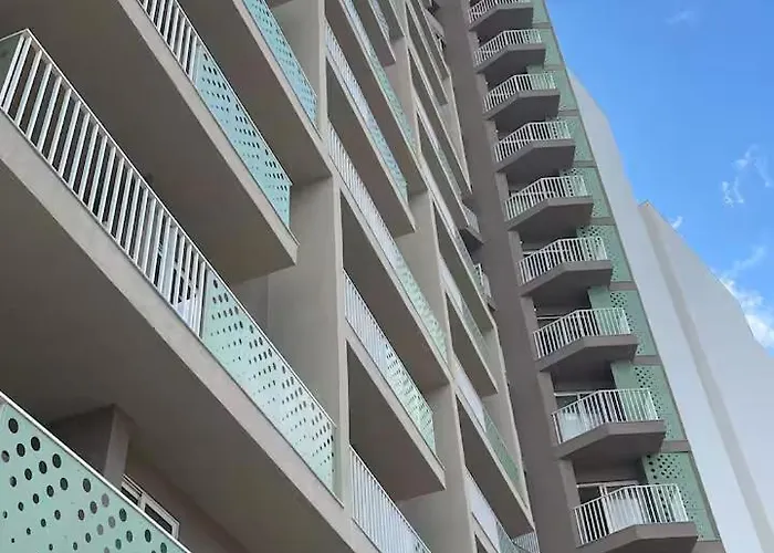 Apartament 2 Bedroom Beachside 13th Floor St. Julian's