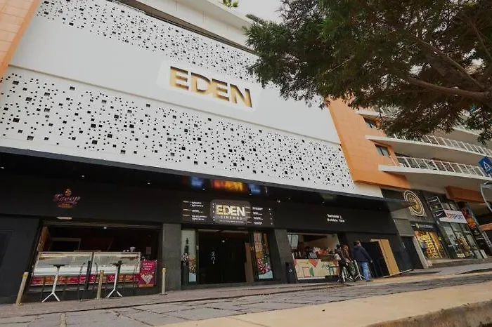 2 Bedroom Beachside 13th Floor Apartment San Ġiljan